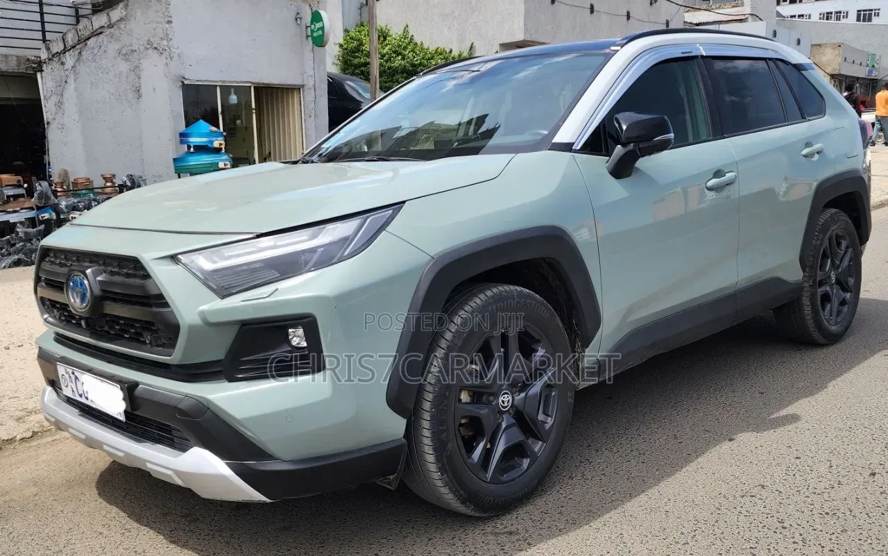 Toyota RAV4 Adventure AWD 2023 Gray