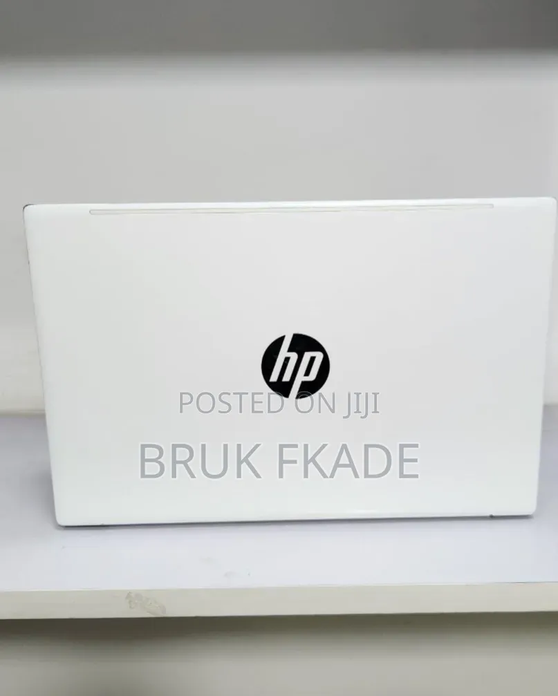 New Laptop HP Pavilion 13 16GB Intel Core i5 SSD 512GB