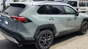 Toyota RAV4 2023