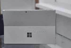 New Laptop Microsoft Surface Pro 4 8GB Intel Core i5 SSD 256GB