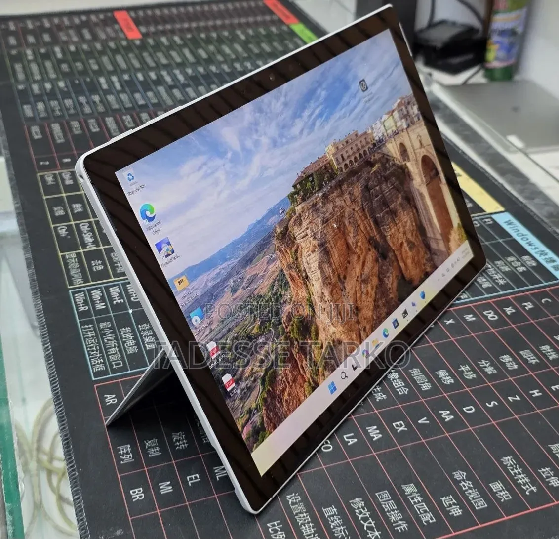 New Laptop Microsoft Surface Pro 7 16GB Intel Core i7 SSD 512GB