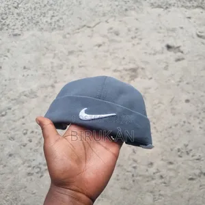 Brimless Bonnet