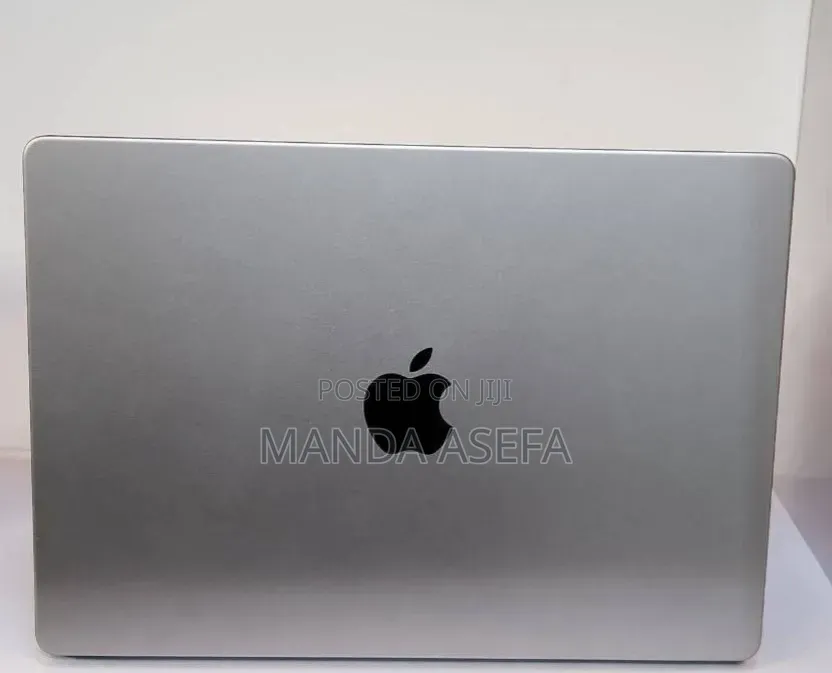New Laptop Apple MacBook Pro M1 16GB Apple M1 Pro SSD 512GB