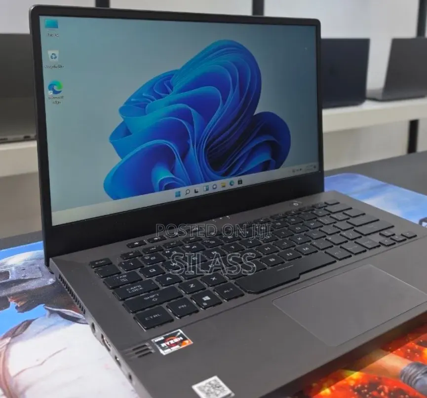New Laptop Asus ROG Zephyrus G15 16GB AMD Ryzen 7 SSD 512GB