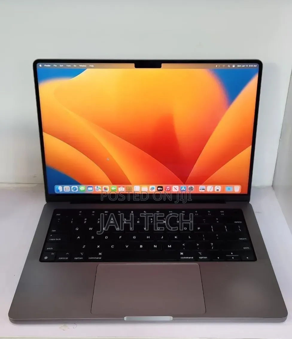 New Laptop Apple MacBook Pro M1 16GB Apple M1 Pro SSD 512GB
