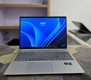 New Laptop HP Pavilion 17 16GB Intel Core i7 SSD 1T