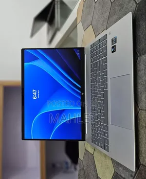 New Laptop HP Pavilion 17 16GB Intel Core i7 SSD 1T