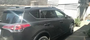 Toyota RAV4 2017 Black