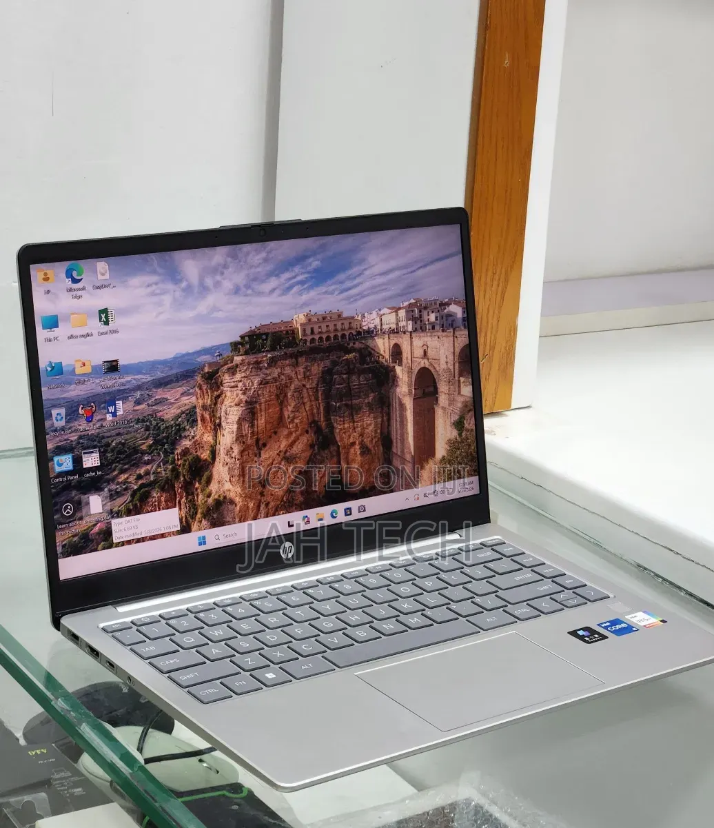 New Laptop HP Stream Notebook 16GB Intel Core i5 SSD 512GB