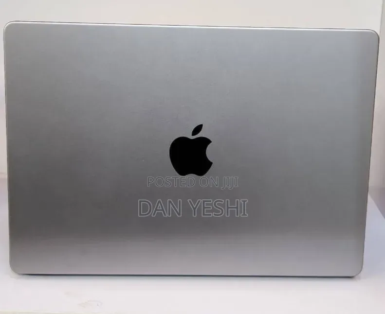 New Laptop Apple MacBook 16GB Apple M1 Pro SSD 512GB