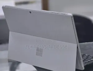 New Laptop Microsoft Surface Pro 4 8GB Intel Core i5 SSD 256GB