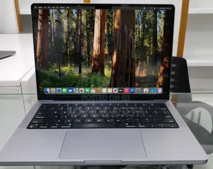 New Laptop Apple MacBook Pro M1 16GB Apple M1 Pro SSD 512GB