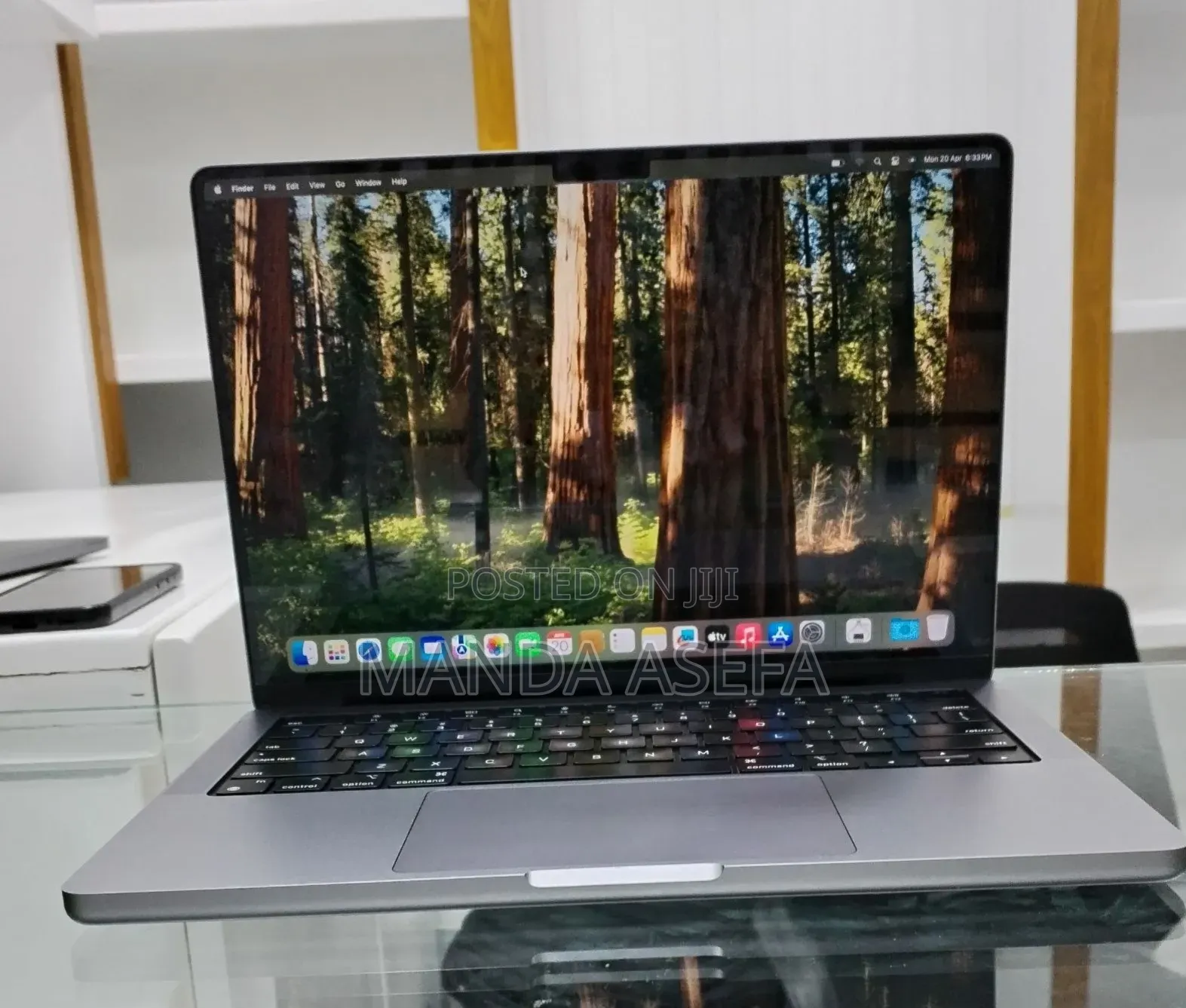 New Laptop Apple MacBook Pro M1 16GB Apple M1 Pro SSD 512GB