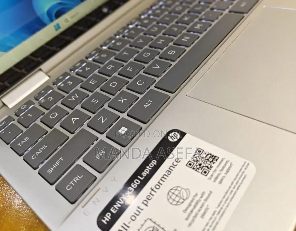 New Laptop HP Envy X360 16GB Intel Core 7 SSD 1T