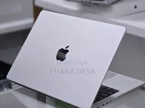New Apple MacBook Pro 2025 M5 14-inch 16GB Apple M5 Pro SSD 512GB