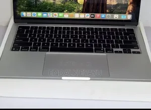 New Laptop Apple MacBook Air 2025 M4 13-inch 16GB Apple M4 SSD 256GB