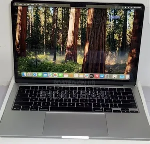 New Laptop Apple MacBook Air 2025 M4 13-inch 16GB Apple M4 SSD 256GB