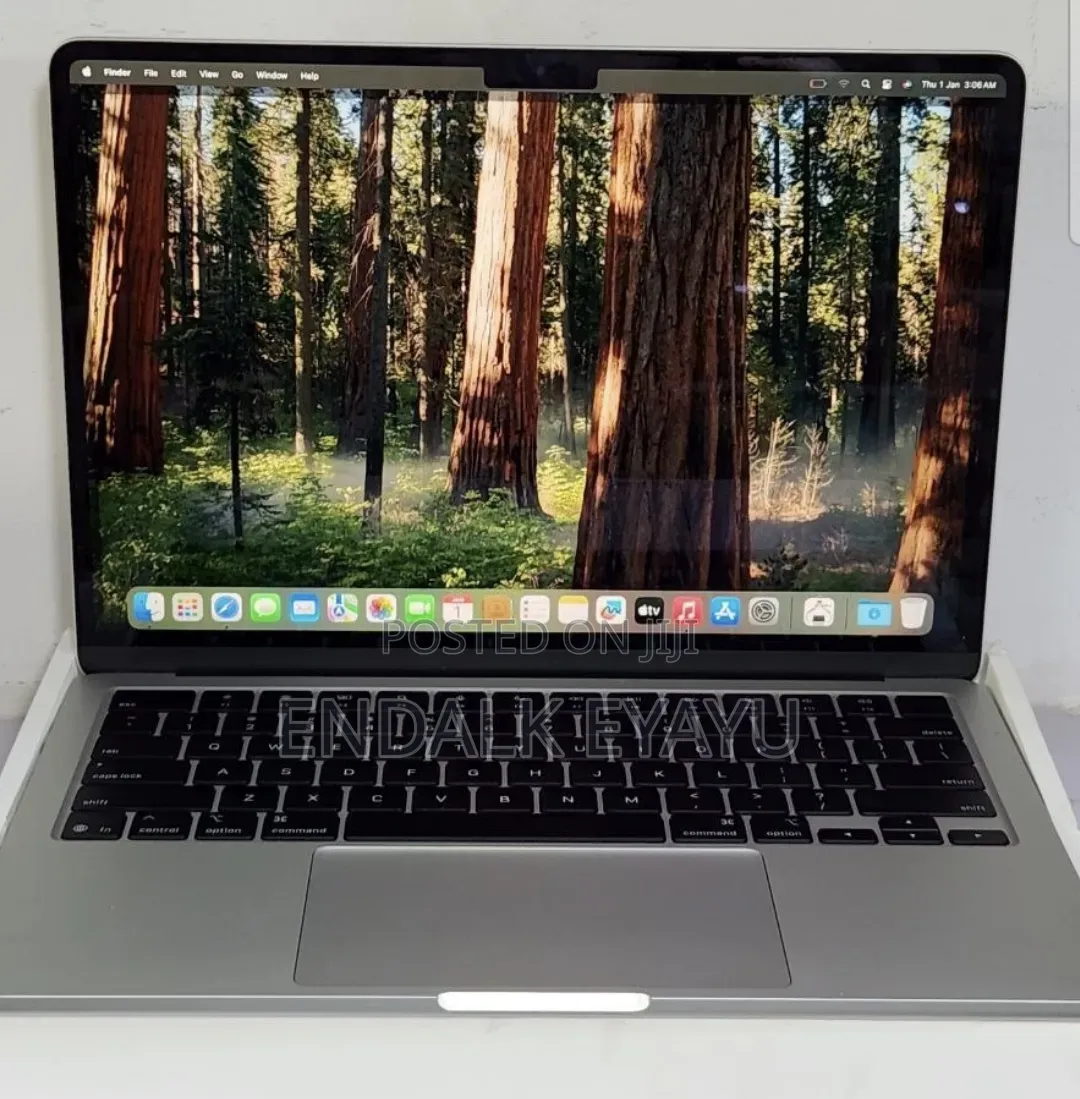 New Laptop Apple MacBook Air 2025 M4 13-inch 16GB Apple M4 SSD 256GB