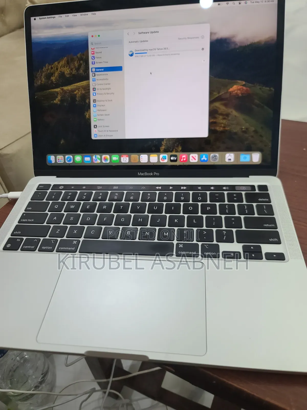 New Laptop Apple MacBook Pro 2020 M1 16GB Apple M1 Pro SSD 256GB