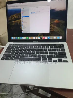 New Laptop Apple MacBook Pro 2020 M1 16GB Apple M1 Pro SSD 256GB