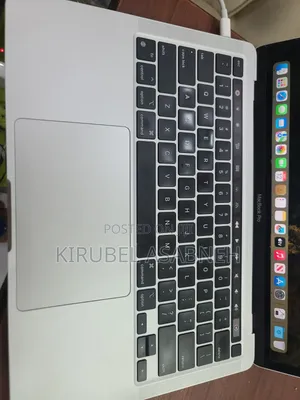 New Laptop Apple MacBook Pro 2020 M1 16GB Apple M1 Pro SSD 256GB