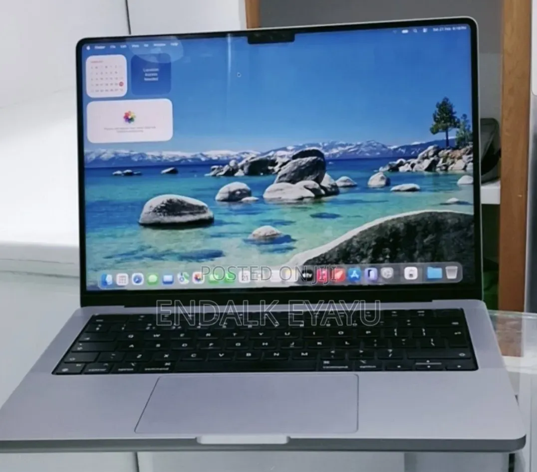 New Laptop Apple MacBook Pro M1 16GB Apple M1 Pro SSD 256GB