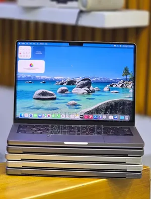 New Laptop Apple MacBook Pro M1 16GB Apple M1 Pro SSD 512GB