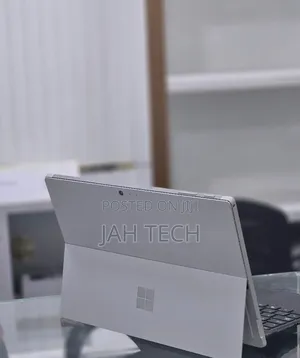 New Laptop Microsoft Surface Pro 6 16GB Intel Core i5 SSD 256GB