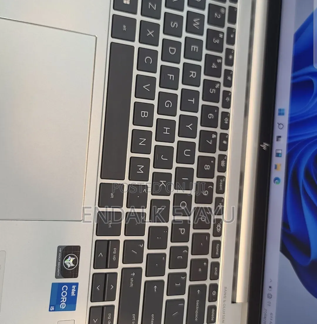New Laptop HP EliteBook 840 G9 16GB Intel Core i5 SSD 512GB