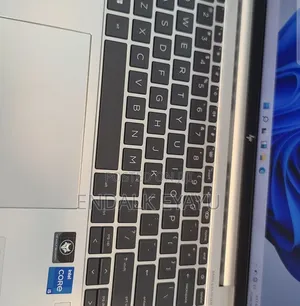 New Laptop HP EliteBook 840 G9 16GB Intel Core i5 SSD 512GB