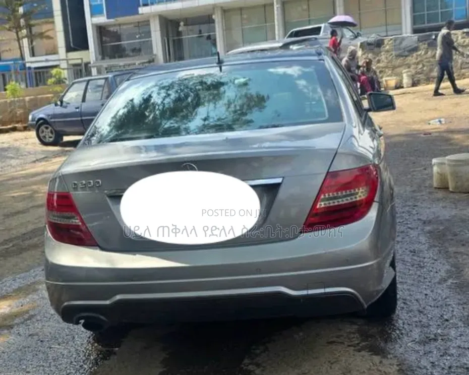 Mercedes-Benz C200 2013 Silver