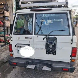 Toyota Land Cruiser 2020 Off white