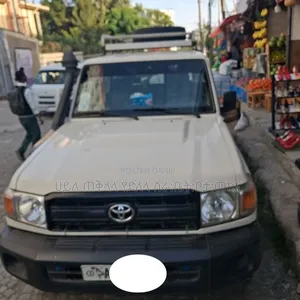 Toyota Land Cruiser 2020 Off white