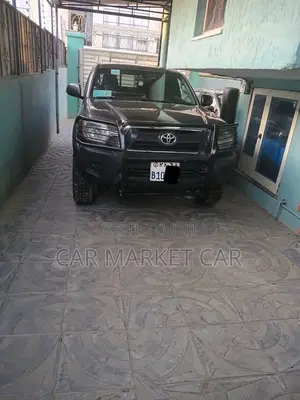 Toyota Tacoma 4dr Access Cab 6.1 ft. SB (2.7L 4cyl 4A) 2015 Black