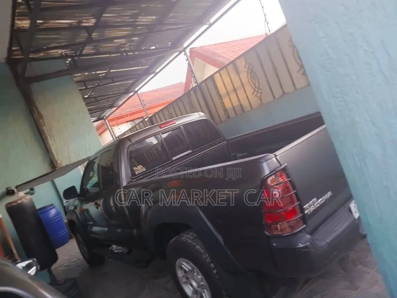 Toyota Tacoma 4dr Access Cab 6.1 ft. SB (2.7L 4cyl 4A) 2015 Black