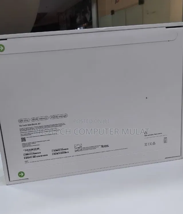 New Laptop Apple MacBook Air 2026 M5 13-inch 16GB Apple M5 SSD 512GB