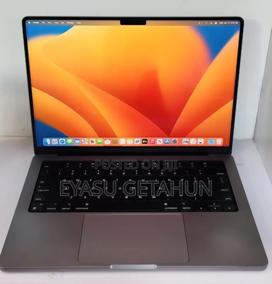 New Laptop Apple MacBook Pro M1 16GB Apple M1 Pro SSD 512GB