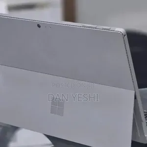 New Laptop Microsoft Surface Pro 4 8GB Intel Core i5 SSD 256GB