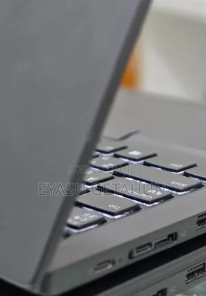 New Laptop Lenovo ThinkPad T14s G4 16GB Intel Core i5 SSD 512GB