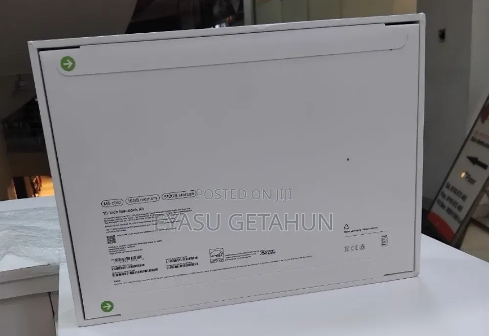 New Laptop Apple MacBook Air 2026 M5 13-inch 16GB Apple M5 SSD 512GB