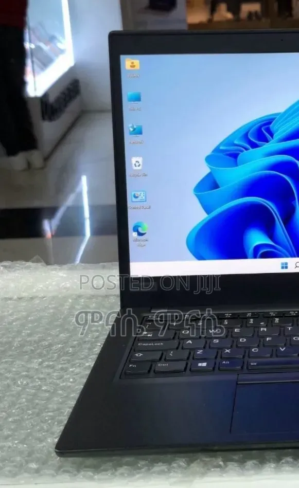 New Laptop Lenovo ThinkPad 13 16GB Intel Core i7 SSD 512GB