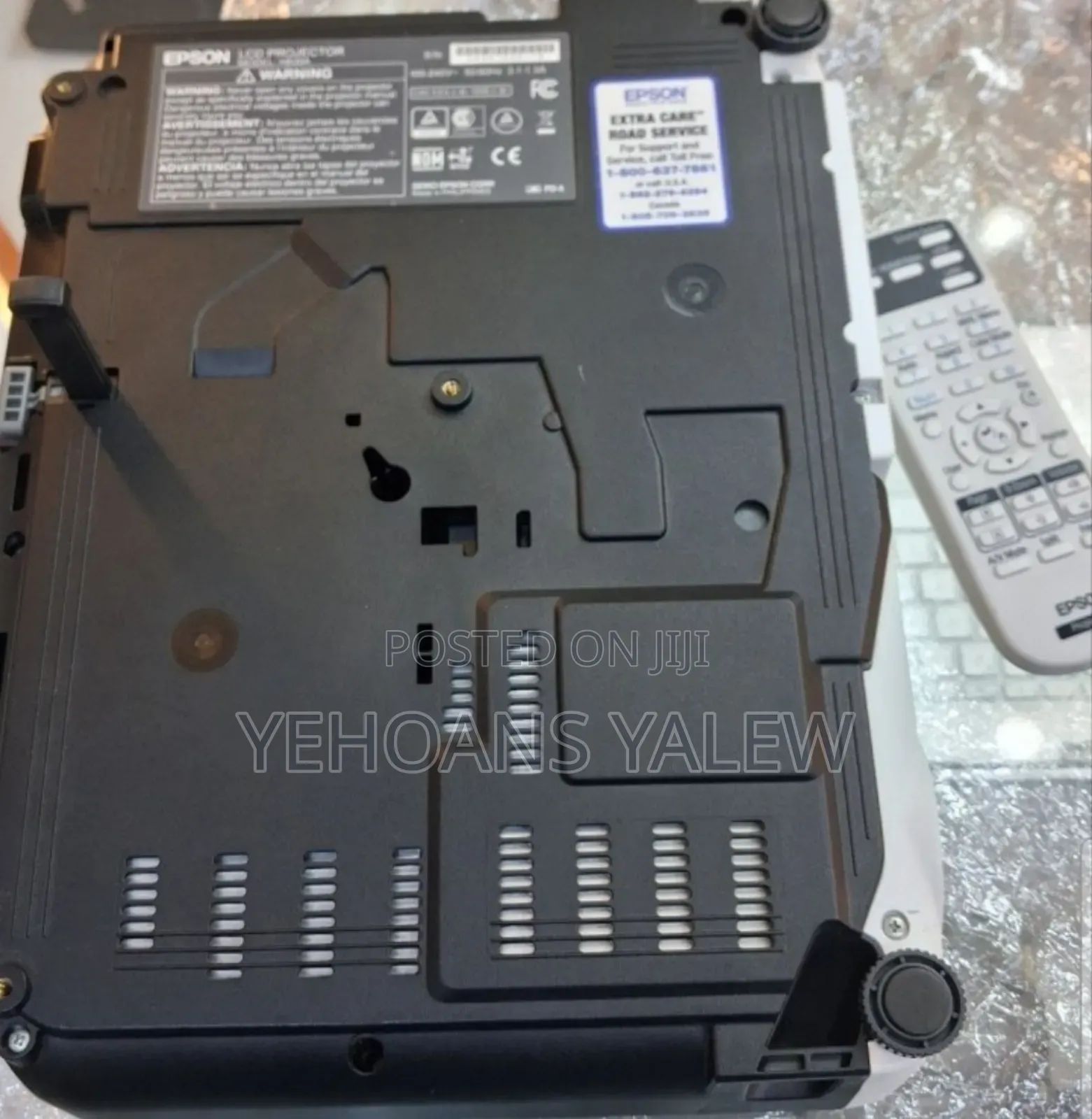 Rthe Epson Vs350 Is a Portable 3,300-Lumen Xga (1024x768) 3lcd Project