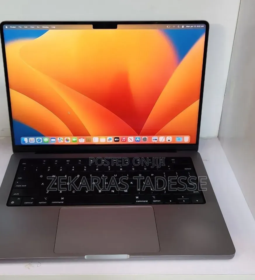 New Laptop Apple MacBook Pro M1 16GB Apple M1 SSD 512GB