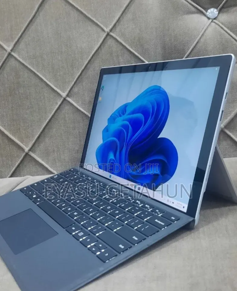 New Laptop Microsoft Surface Pro 7+ 16GB Intel Core i7 SSD 512GB