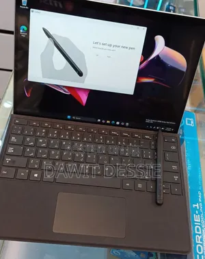 New Laptop Microsoft Surface Pro 9 16GB Intel Core i7 SSD 512GB