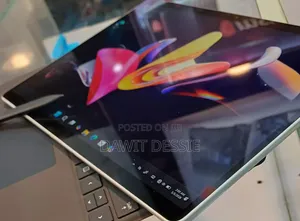 New Laptop Microsoft Surface Pro 9 16GB Intel Core i7 SSD 512GB