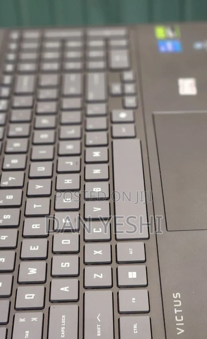 New Laptop HP Victus 15 16GB Intel Core i7 SSD 1T
