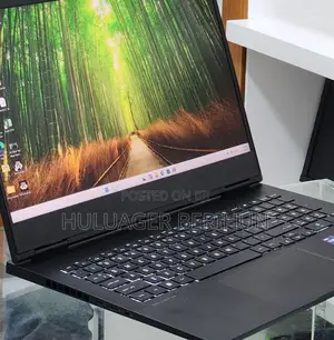 New Laptop HP OmniBook Ultra Flip 16" 16GB Intel Core i9 SSD 1T