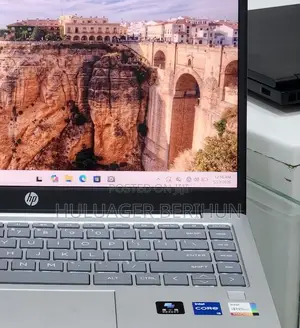 New Laptop HP Stream Notebook 16GB Intel Core i5 SSD 512GB