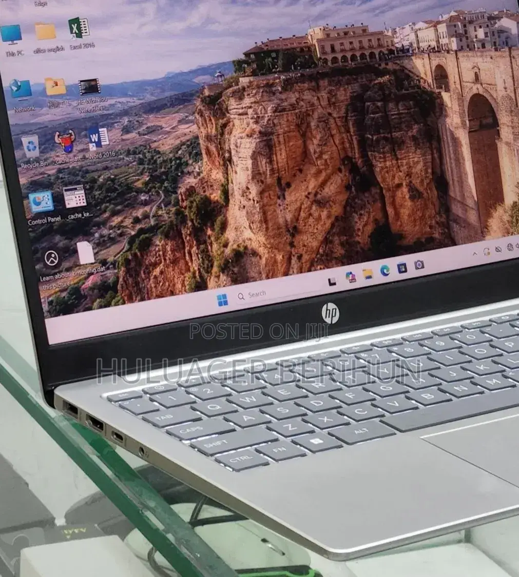 New Laptop HP Stream Notebook 16GB Intel Core i5 SSD 512GB